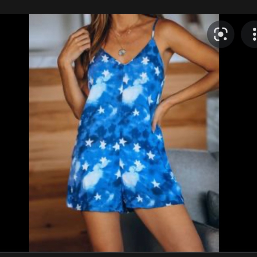 VICI NEVER BEEN WORN STAR BLUE ROMPER - SIZE XS